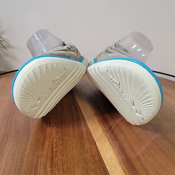 Merrell Tan and Blue Loafers - Picture 7 of 16